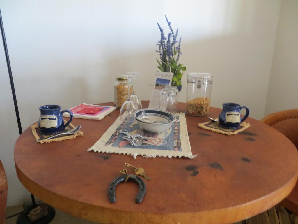 Rancho Milagro Bed & Breakfast Elgin Bilik gambar
